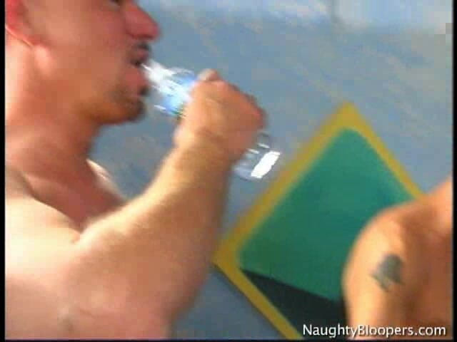 Kick Ass Pictures: Film în flux cu Eva, Olivia Saint