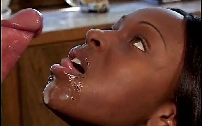 Best Butts: Horny chocolate babe want to taste white cock and fuck...