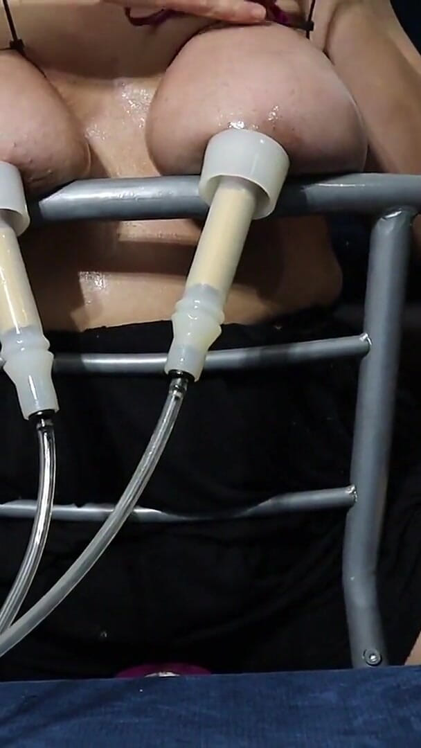 MILF Hucow Milking Tied Tits (VeeVee Vixen) MILF Hucow Milking Tied Tits (VeeVee Vixen)