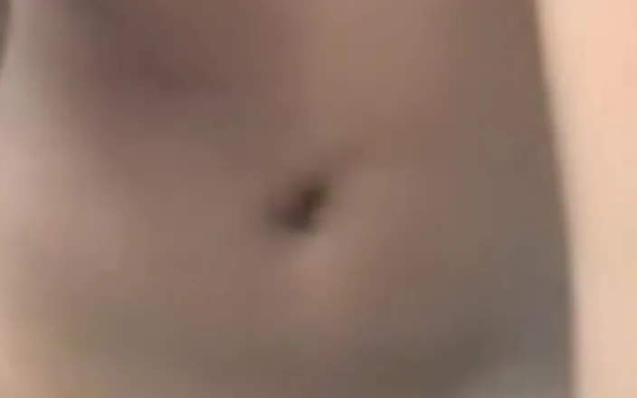 Dick sucker: Young Ugandan Ebony Showing off Her Pink Pussi