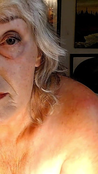 1321 Het verzenden van een doorweekt katoenen oma-panty