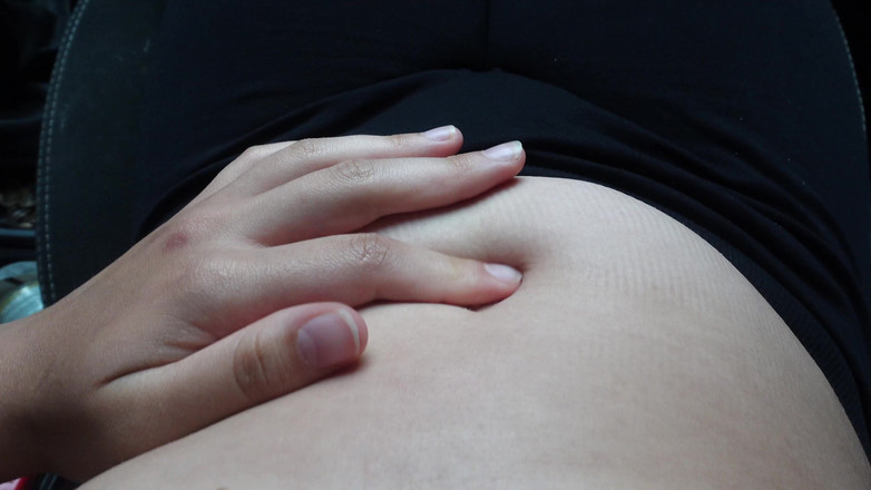 AmayaMori: Moje indická nevlastní sestra masturbuje a dělá stydké pysky a...