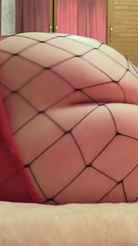 Wunderschöner Hintern Langweilt Sich Im Schlafzimmer. Reife Schüttel, Pralle Pobacken Und Groß.