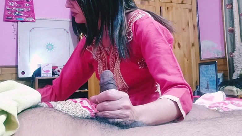 Bolly Karma: Min styvbror ville att jag skulle ge avrunkning