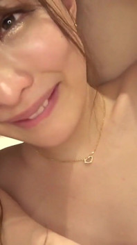 第2部分 一个阴户紧致且每次看起来都像处女的女孩！美丽的乳房、美丽的腿、美丽的屁股！302