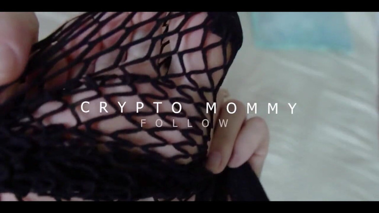 Crypto Mommy: Car Fetish