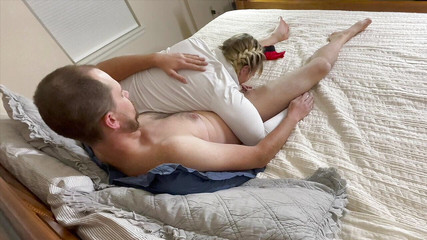 Alice Stoner: La matrigna bbw prende il suo enorme cazzo dal figliastro...