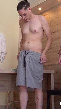 Кастинг без презерватива вуличного чувака - мамкастинг