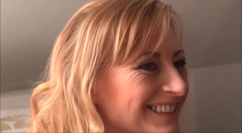 Casting from Bohemia: Horny milf fuck with 2 guys