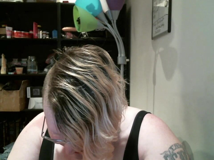 Roxxie rae page: Wyvernsvault Despachetare