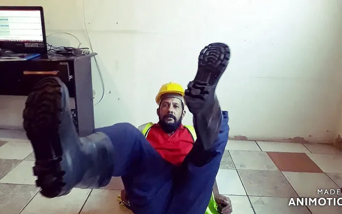 Stink HairyMale: Worker playing