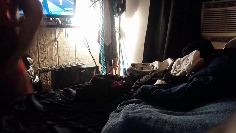 Wicked studios: 빨간 란제리의 크로스드레서