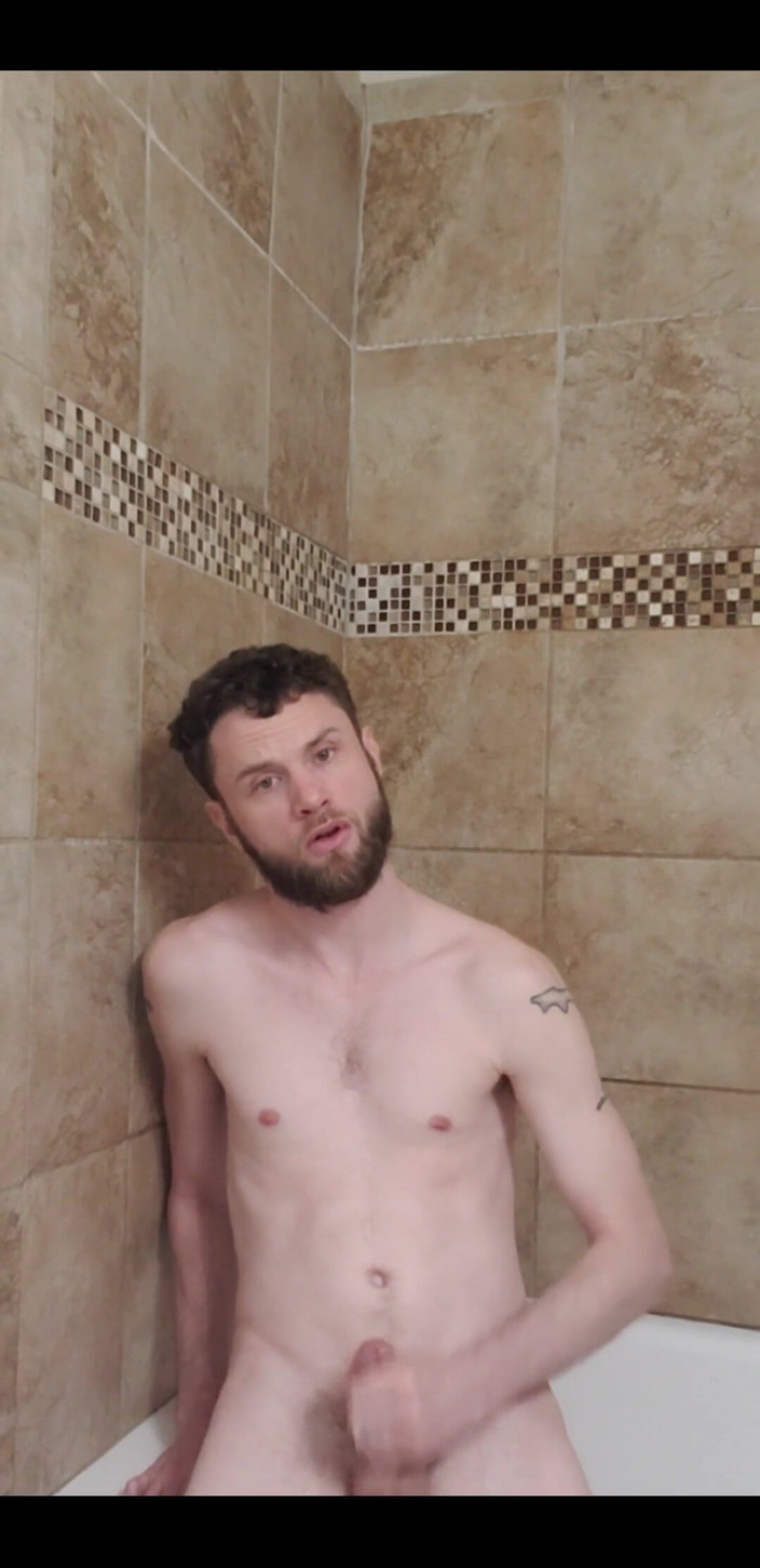 TalenJames: Jacking off e Cumming no Novo Banheiro.