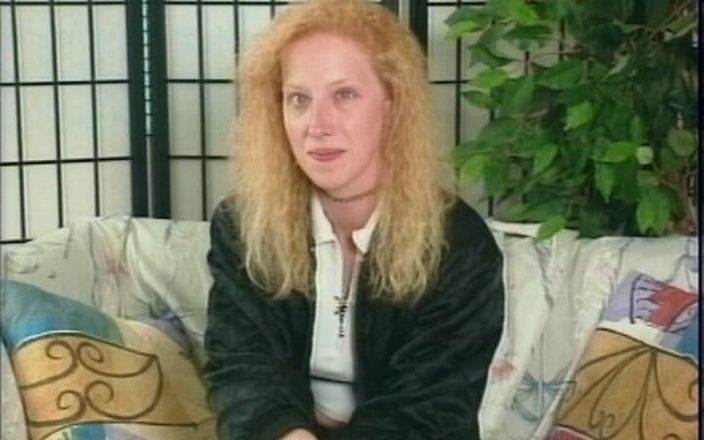 Vintage Lust: Geile schlampe genießt sex mit großem schwanz 8