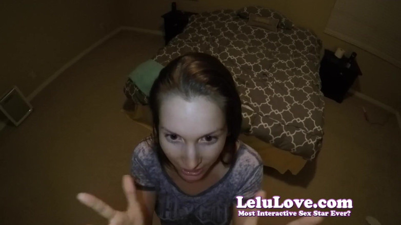 Lelu Love: 你采访我，然后你操我，射在我的阴户深处...