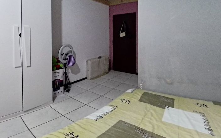 Kasallpimenta VR: Замужняя шаловливая платит тренеру с киской