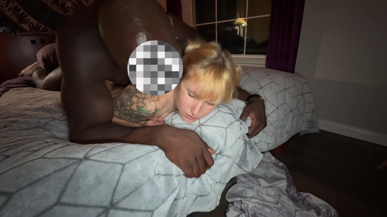 Cutikatxoxo: 흑인 대물 자지와 섹스하는 발정난 마누라