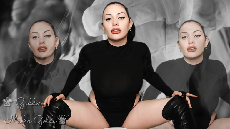 Goddess Misha Goldy: Je bent meer geïnteresseerd in lul dan in poesje! Je...