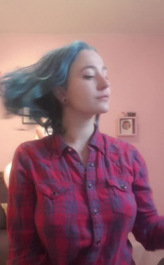 Khalamite: İlk çok kısa video mobilde çekildi! Beni bilirsin, genellikle bu tür bir...