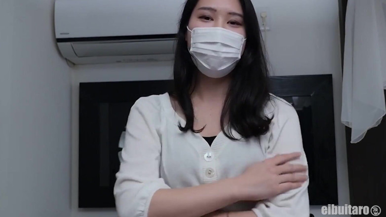 Sky Angel: Dolce ragazza asiatica con figa pelosa martellata e sborrata dentro...
