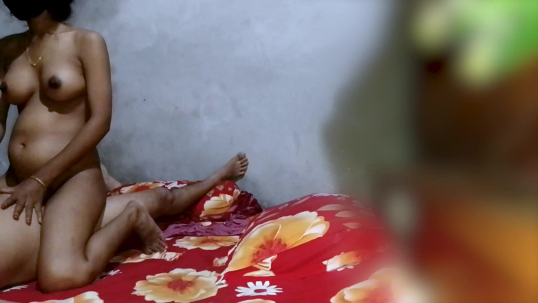 Sumaiya tasnim: Video seks awek comel Desi Sumaiya Tasnim.