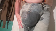 Monster_Meat_: Fan Joshua Pissing in Meiner jeans