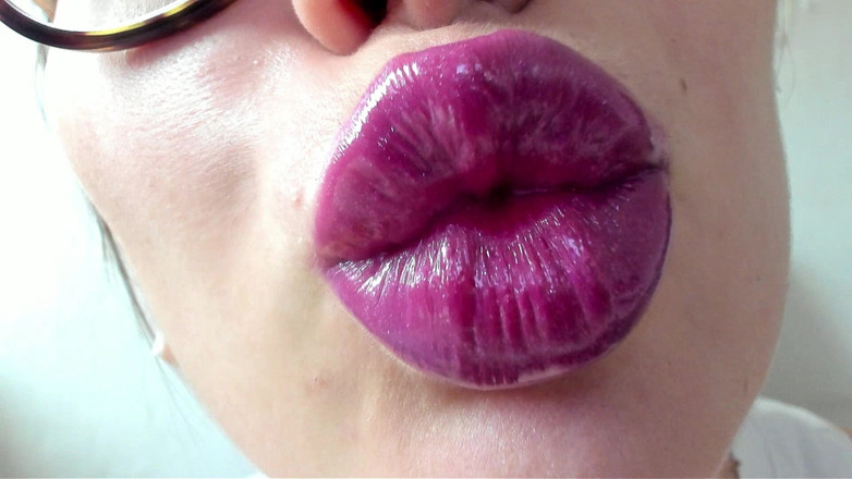 Rarible Diamond: Kissing Sounds 2