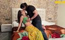 Indian Savita Bhabhi: La sexy Jija et Sali baisent dans la chambre desi...