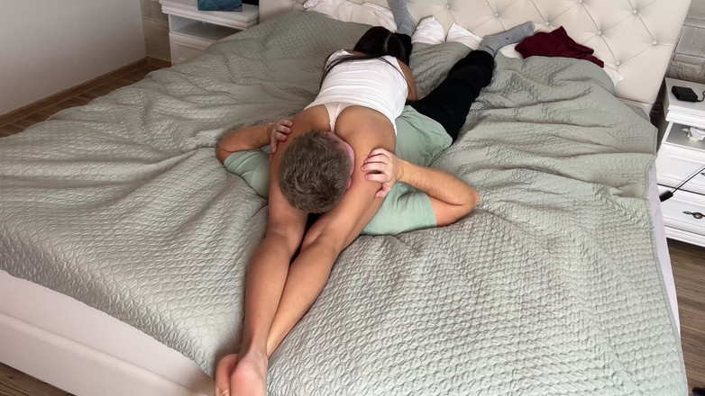 Mean Asian Wife: Cruel Headscissors Dominação por asiática