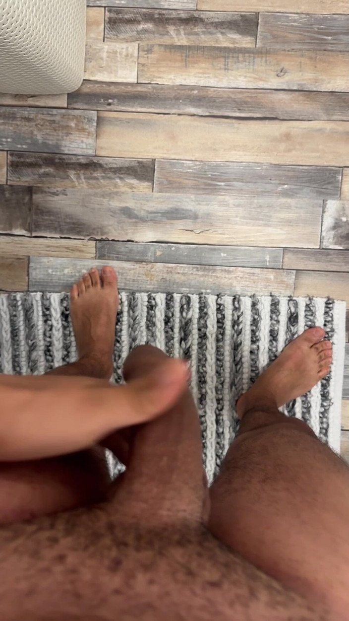 Kadu: Ik Pronk Graag Met Mijn Grote Lul Voor Mijn Heterovrienden.