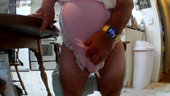 Mark Fletcher: ドレスアップして放尿して大絶頂エンディング