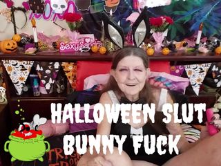 Sexy Sandra N Sir Christopher: Ngentot Halloween Slut Bunny