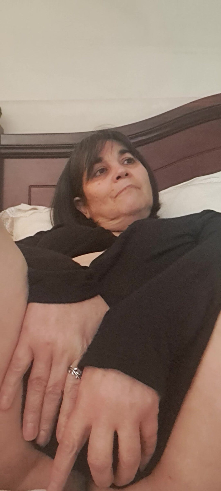 Mommy big hairy pussy: Milfs kerstcadeau