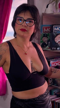 MILF Teacher Is Corrupted by Defending Her Stepson