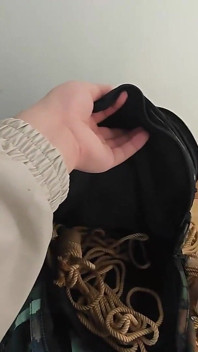 First-person Perspective Records the Entire Process of Restraining and Tickling His Girlfriend