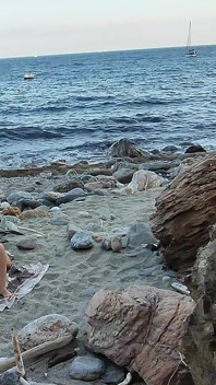 #2 Flashing My Pussy in Front of a Guy in Beach and He Helps Me Squirt - It's Very Risky - Misscreamy