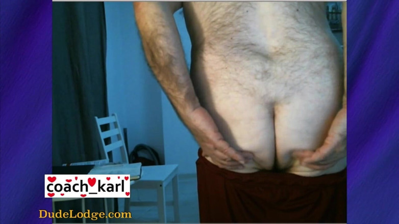 Coach Karl dude lodge: 코치 Karl의 부드러운 실크 엉덩이