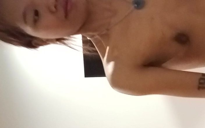 ThaiPocketRocket: 口交我的男人