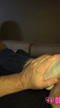 Comparaison des pieds en sueur de Nina - Dreamgirls en chaussettes