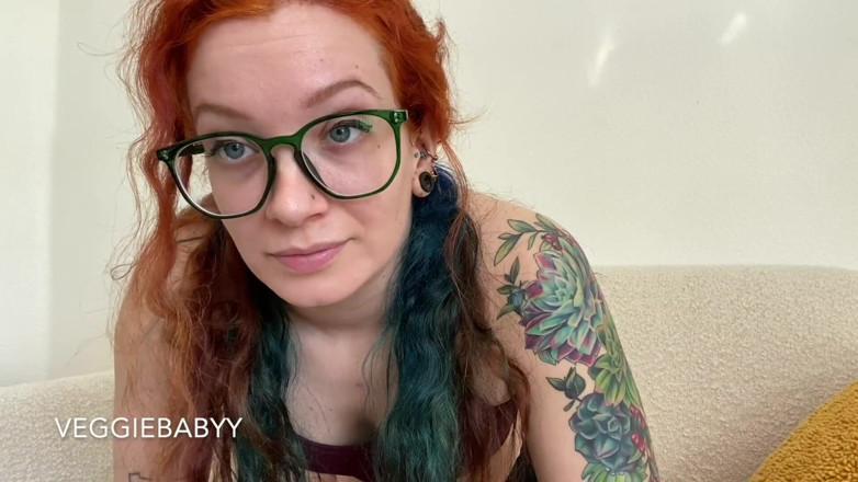 Veggiebabyy: Obtienes 3 minutos de corrida con la enorme polla de mamá...