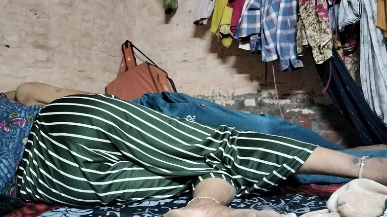Thokuram: Me a la amiga de mi esposa toda la noche...