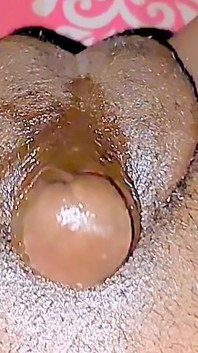 Malý penis ve zpomaleném záběru