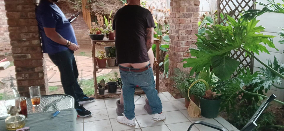 Bigjoefuckalott: Kami ngentot saudara tiri kami
