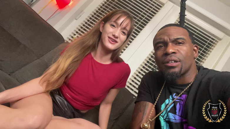 Rome Major: Nadia Noja slurps up all of Rome Major's cum