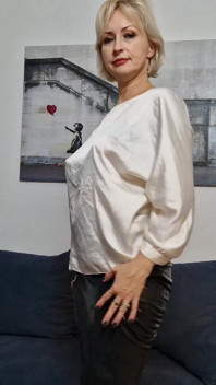 Nadmuchiwany dildo znów w mojej mufce - część 2