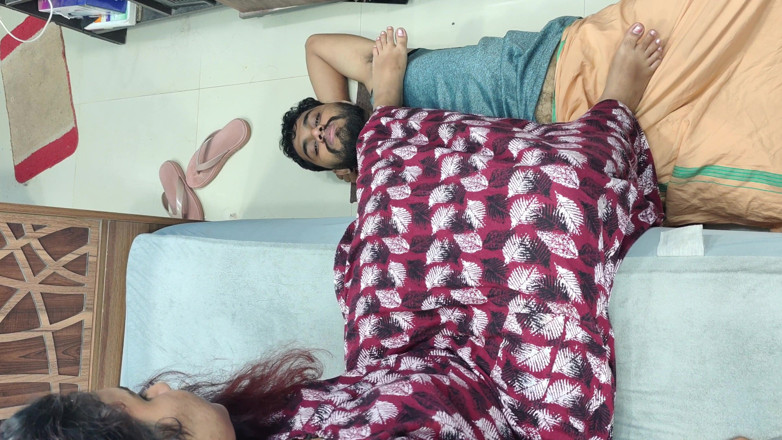 Vaishnavysharunraj: Zakar dan Trample Badan, Buaian Panas Mallu Girll