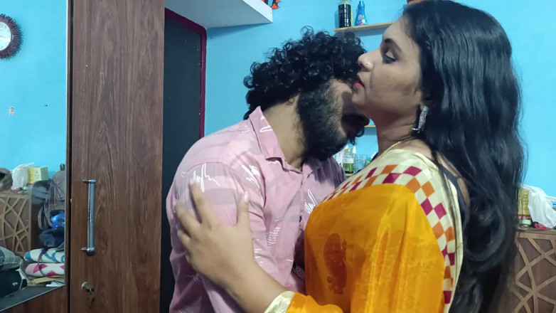 Vaigavarun45: Vaishnavy und Sharun raj