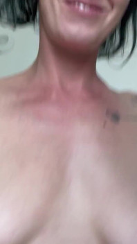 방금 점심 시간 힌트를 어떻게 보냈는지 짐작할 수 있습니다 : 디저트가 포함되어 있습니다.