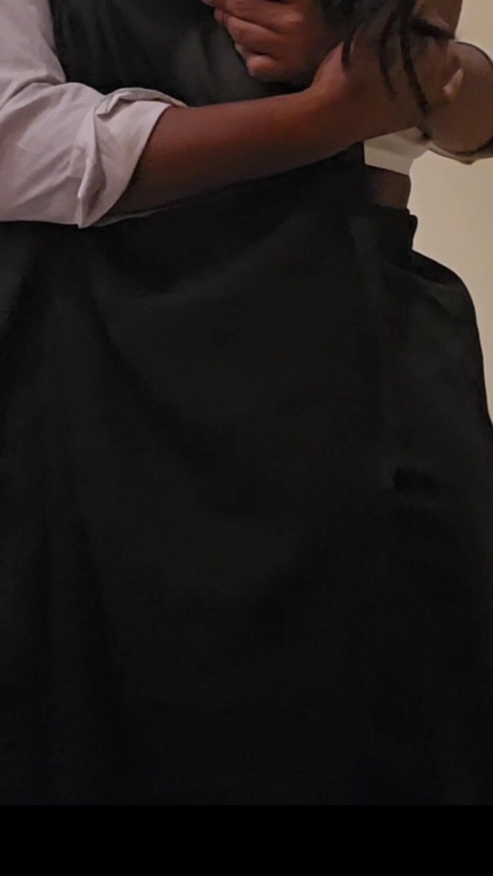 SafeRosebush8: Viral çiftin seks videosu tek bir günde viral oldu