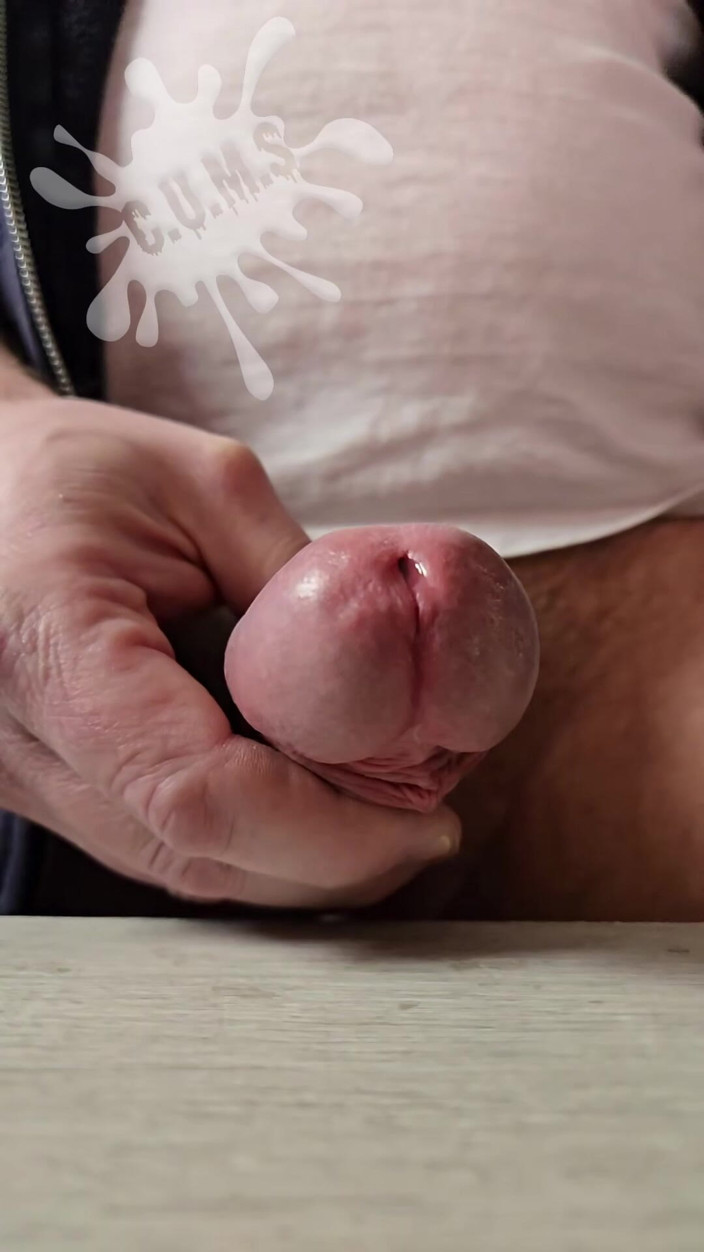 Cum Juggler: C.U.M.S - Close Up and Motion Slowed - Solo Cumshot #42